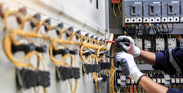 Professional Ceiling Fan Installation technician working in Orange County County, NY